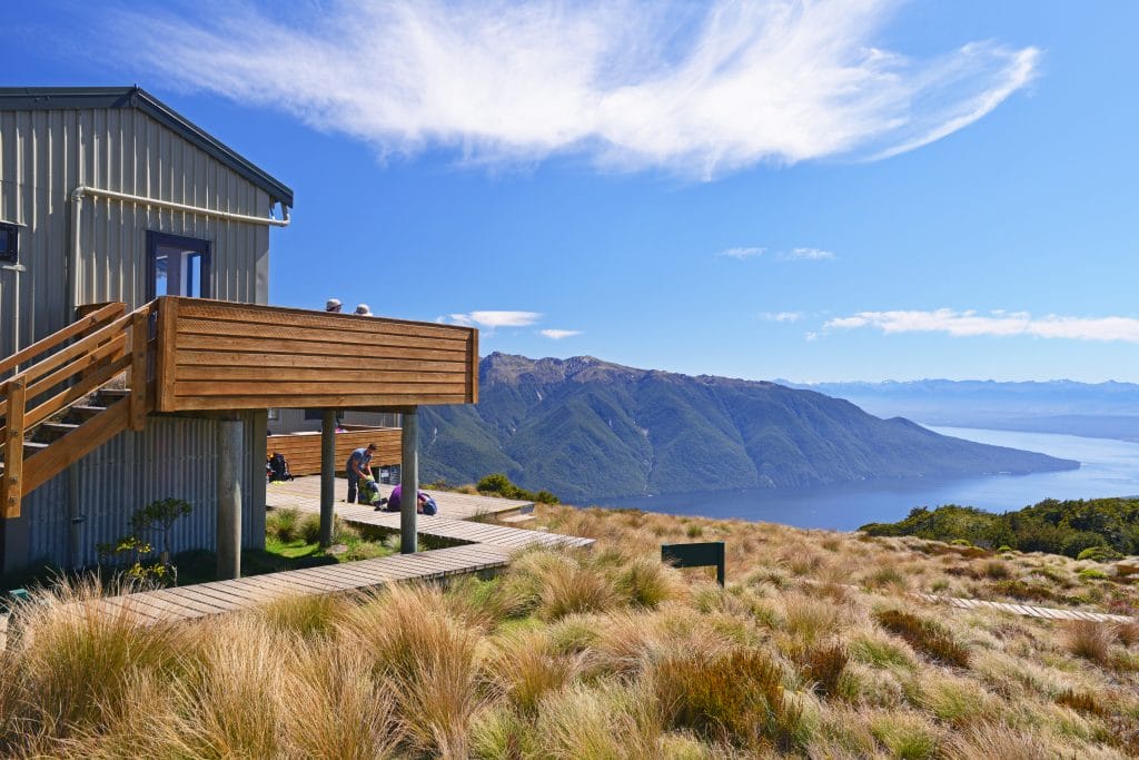 Exploring the Breathtaking Beauty of New Zealand's National Parks!